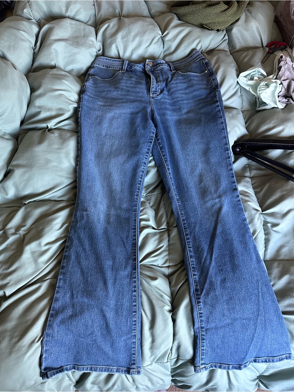 High-Rise Blue Flare Jeans — Classic Wide Leg Style